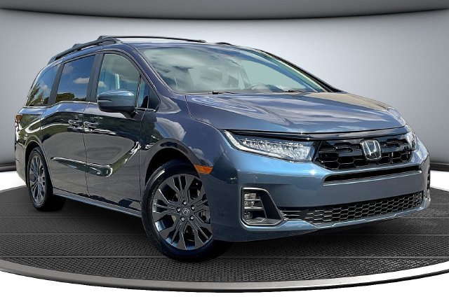 New 2027 Honda Odyssey Touring image 2