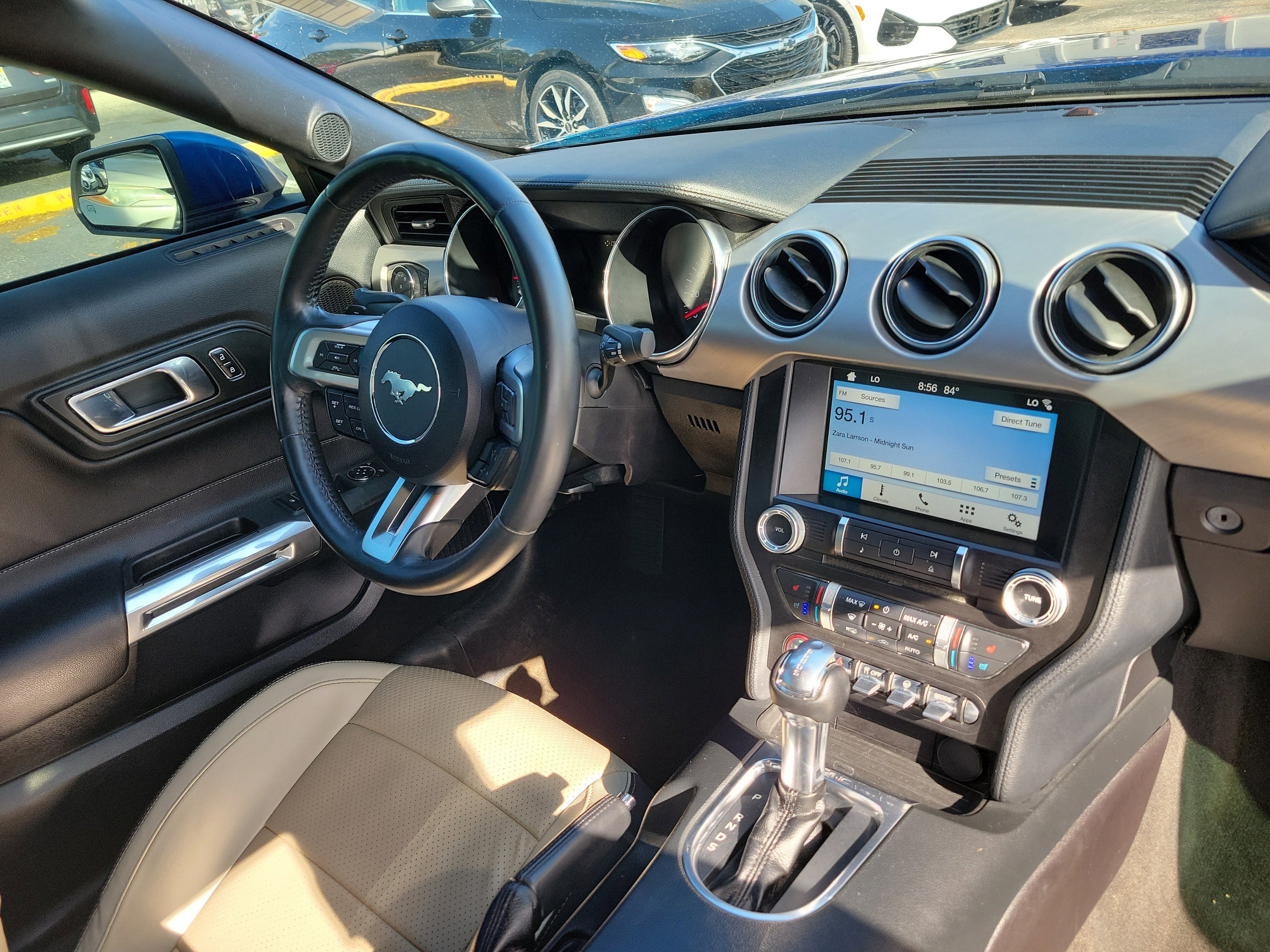 Used 2018 Ford Mustang Premium image 8