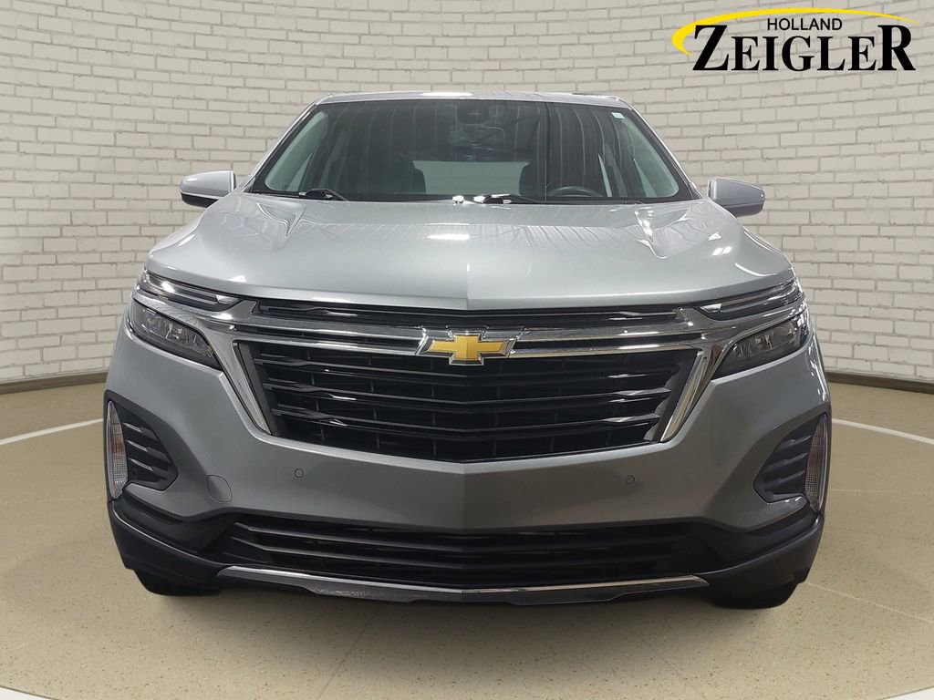 Used 2024 Chevrolet Equinox LT AWD/4WD image 2