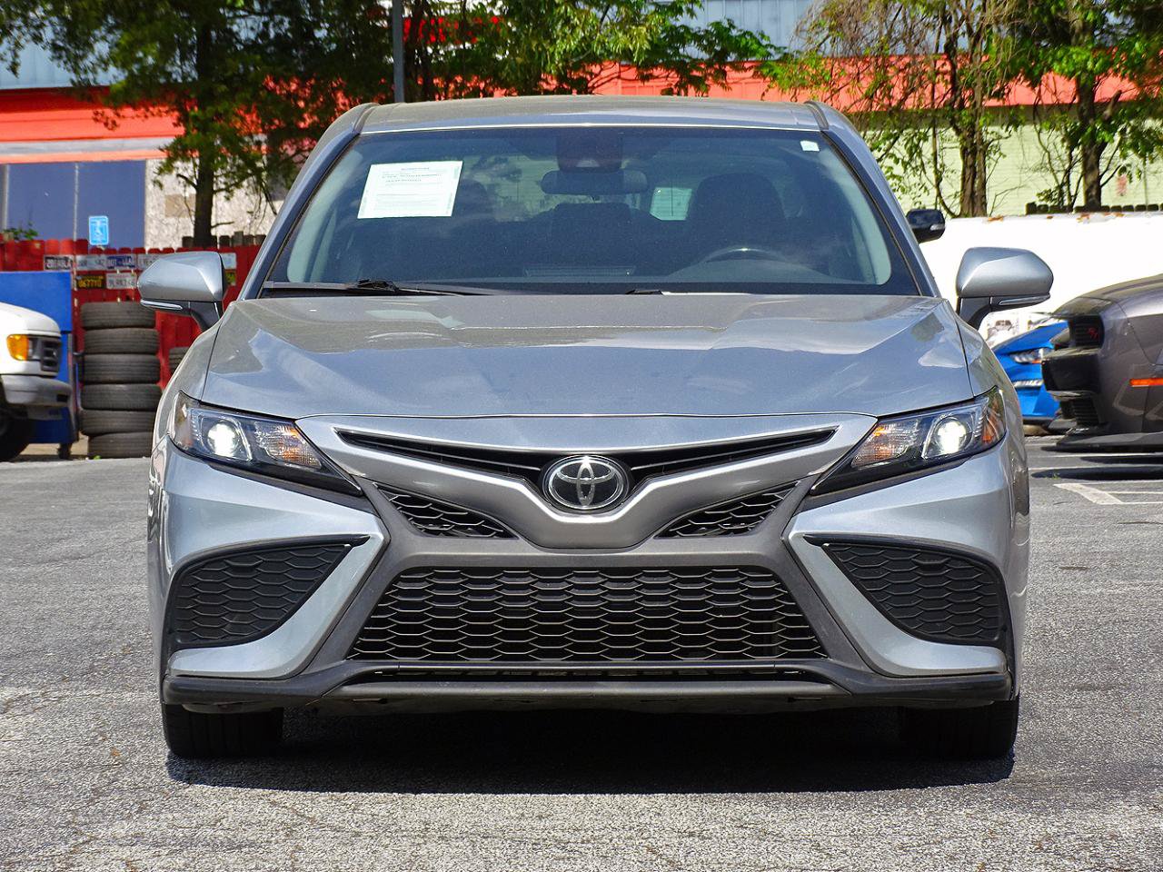 Used 2023 Toyota Camry SE FWD image 6