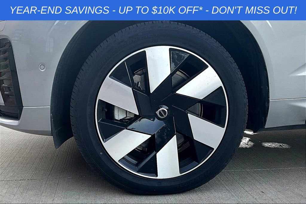 Used 2025 Volvo XC60 T8 Plus w/ Protection Package Premier image 42