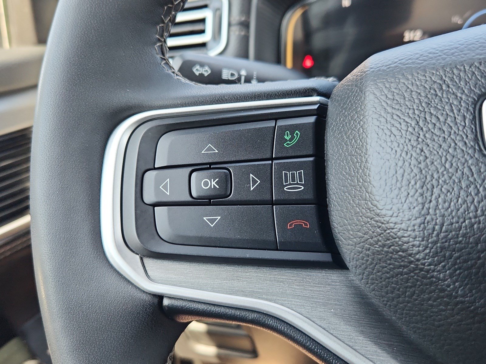 Used 2025 Jeep Wagoneer Series II AWD/4WD image 26
