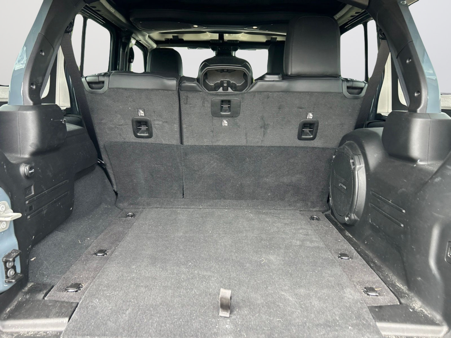 Used 2024 Jeep Wrangler Unlimited Rubicon AWD/4WD image 35