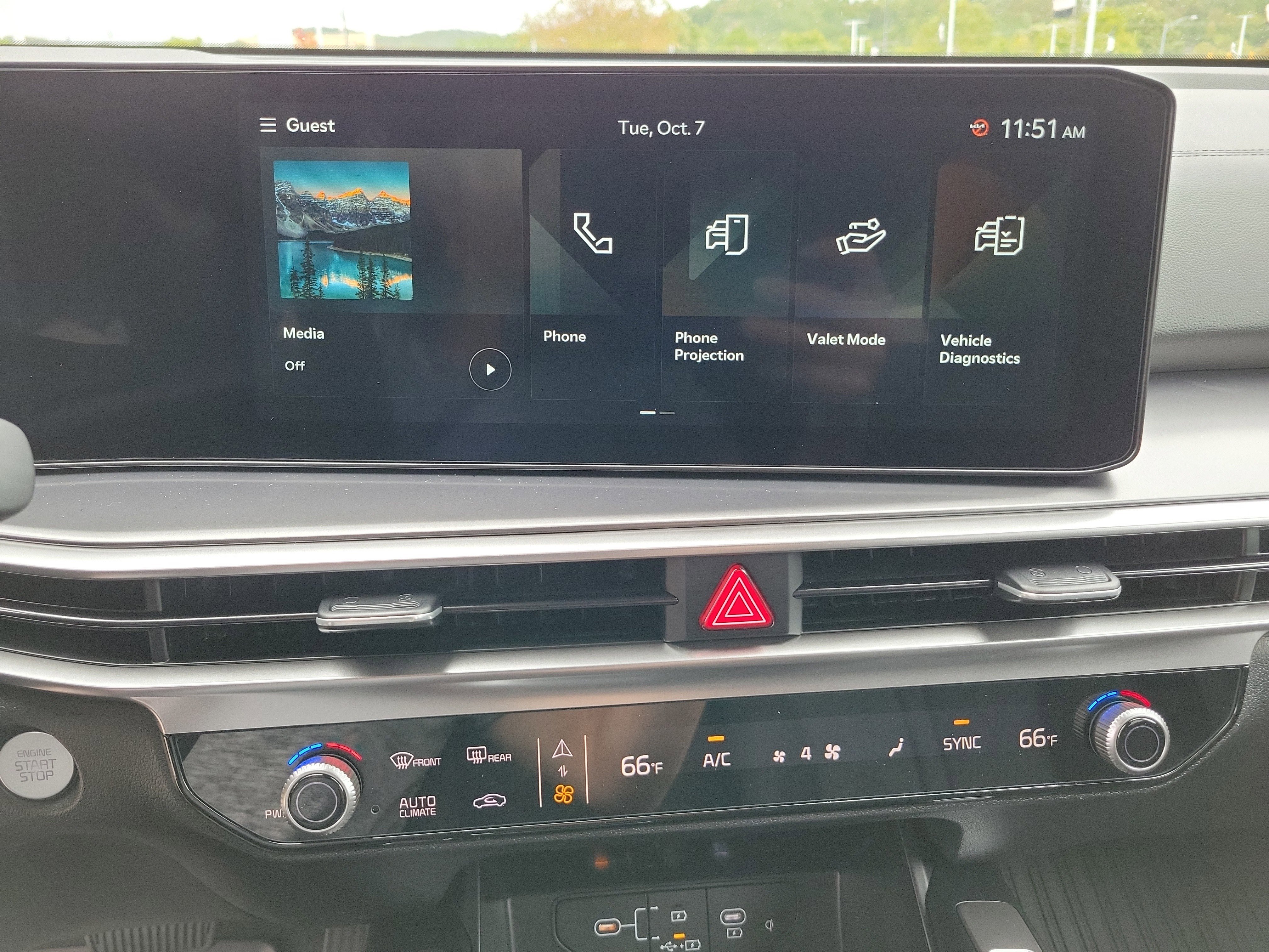 New 2026 Kia Sorento S image 9