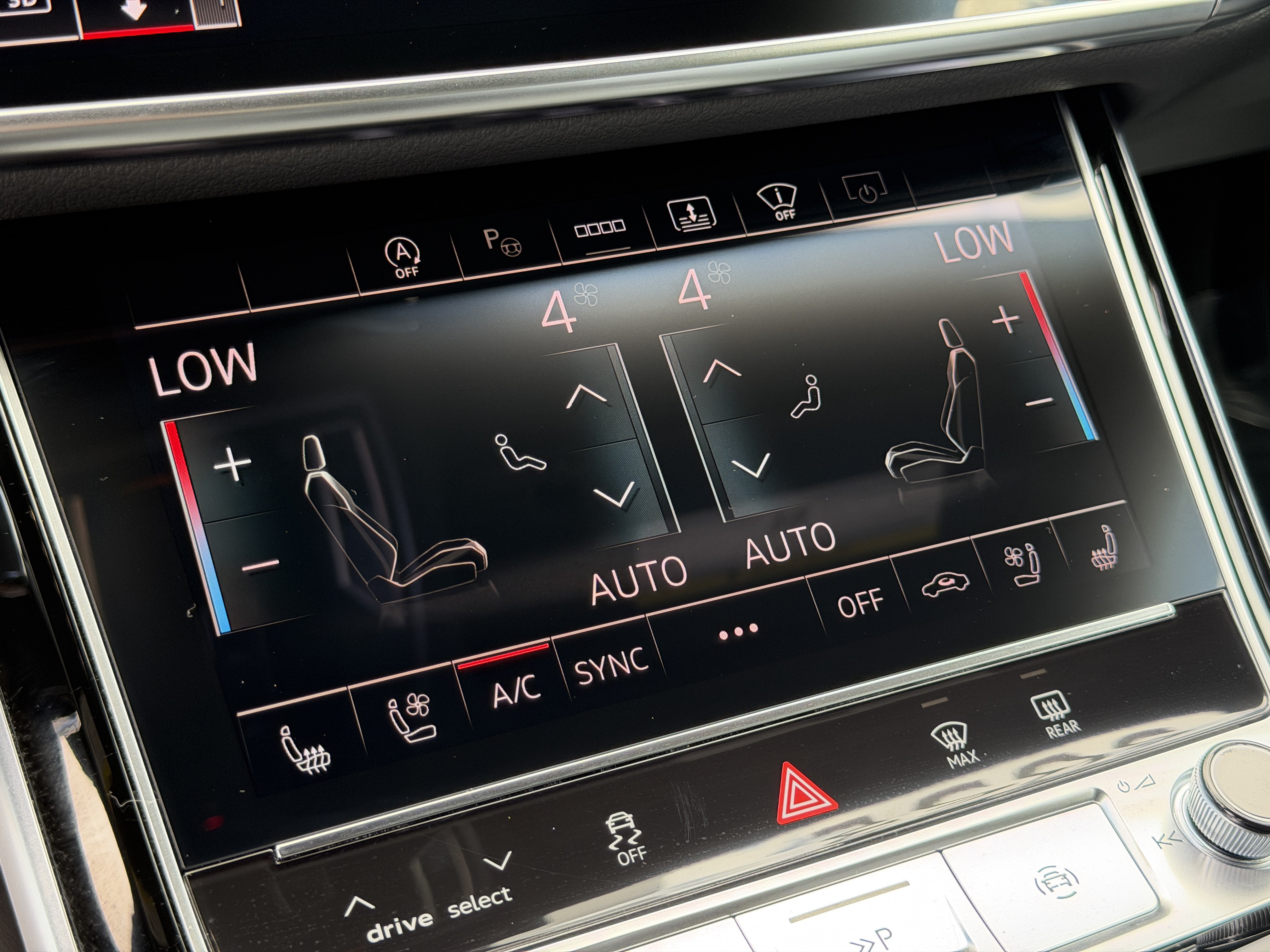 Used 2025 Audi A8 L 3.0T AWD/4WD image 28