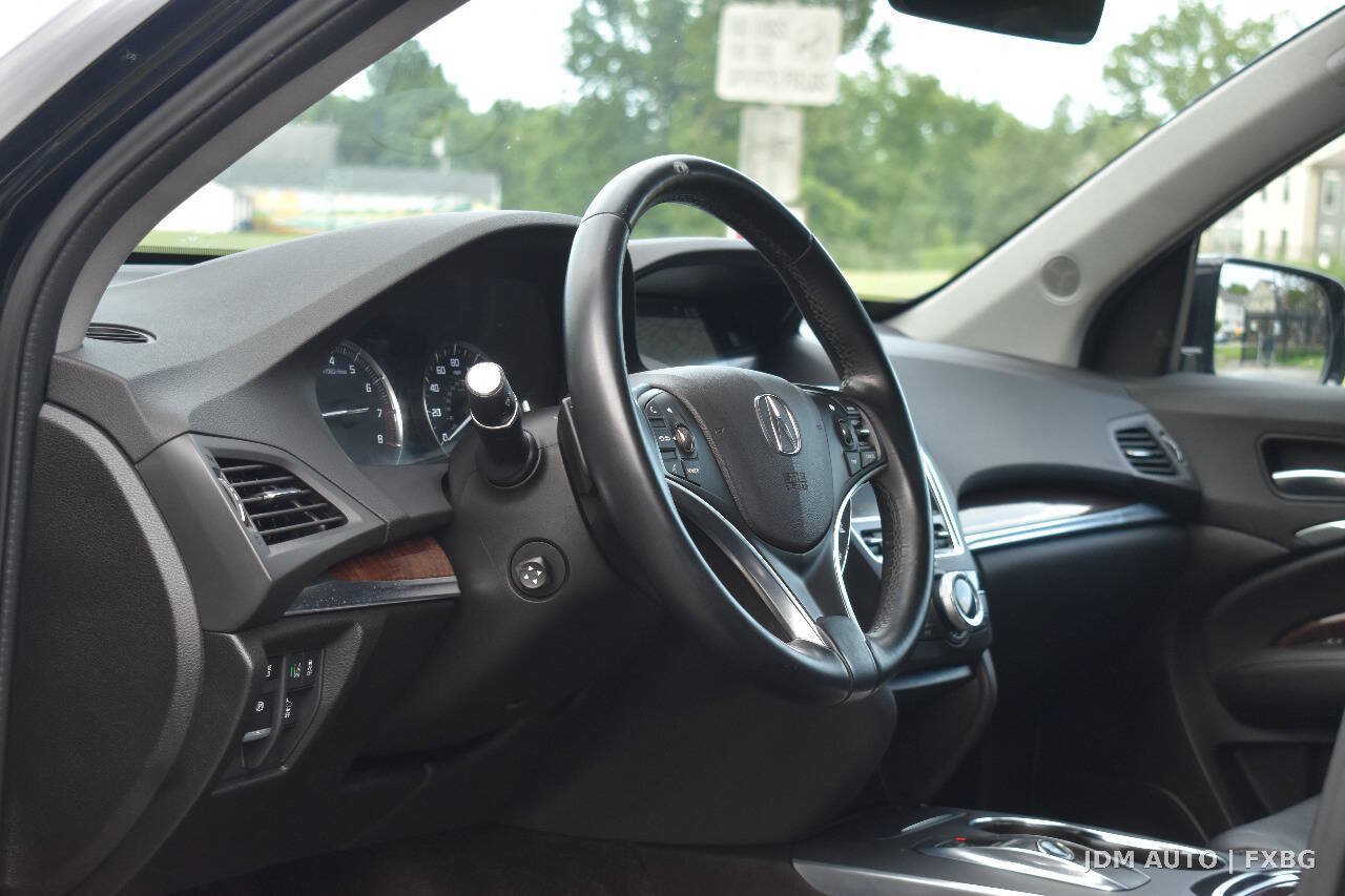 Used 2017 Acura MDX w/ Technology Package AWD/4WD image 19