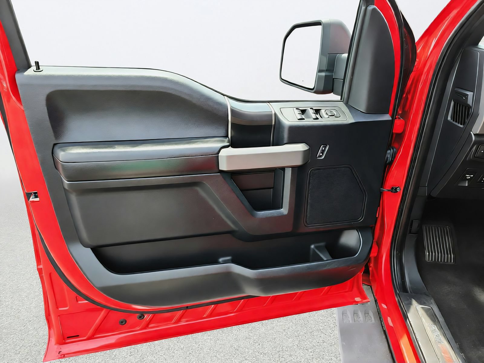 Used 2020 Ford F150 Raptor AWD/4WD image 22