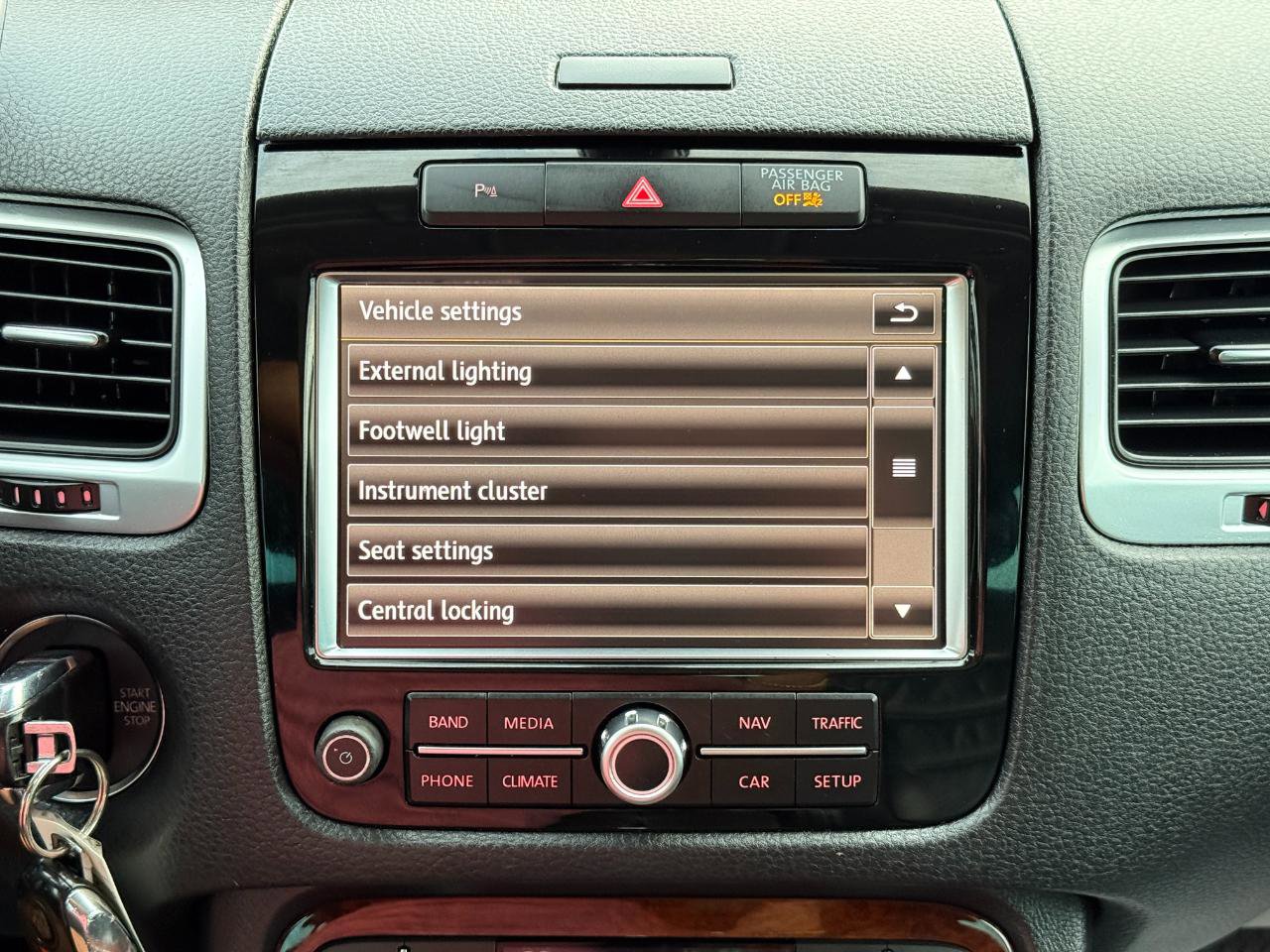 Used 2012 Volkswagen Touareg VR6 AWD/4WD image 63