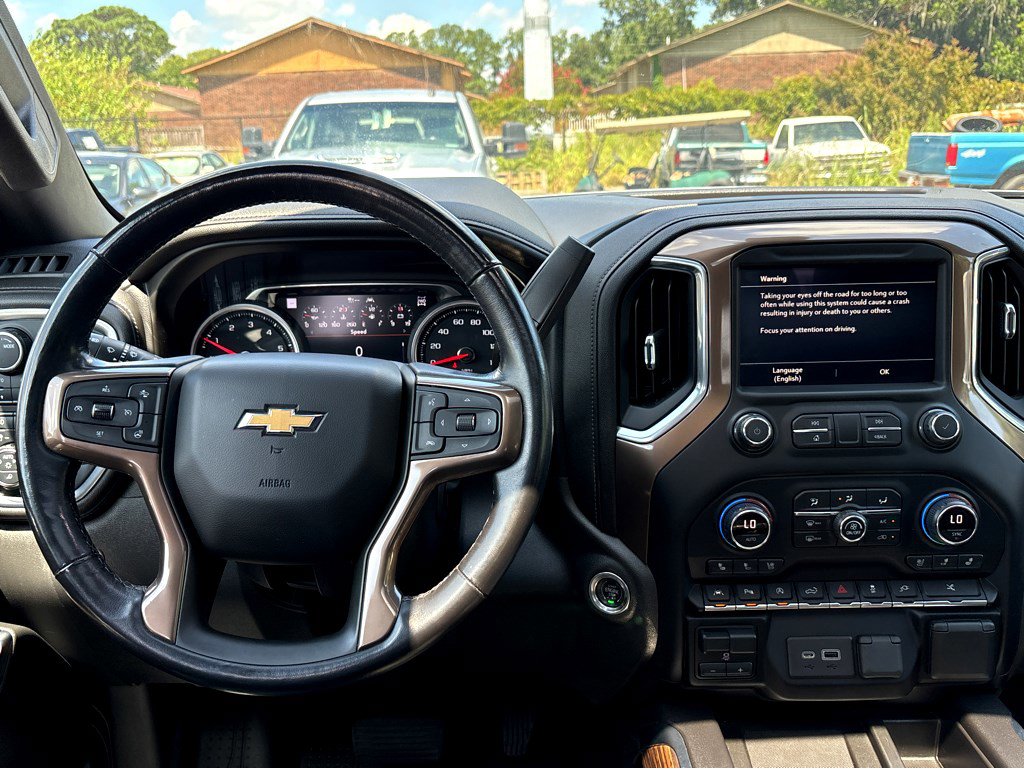 Certified 2021 Chevrolet Silverado 1500 High Country w/ Technology Package image 4