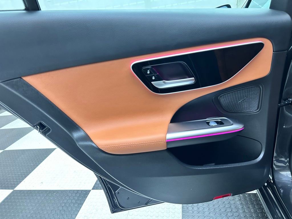 Used 2023 Mercedes-Benz C 300 4MATIC Sedan image 13