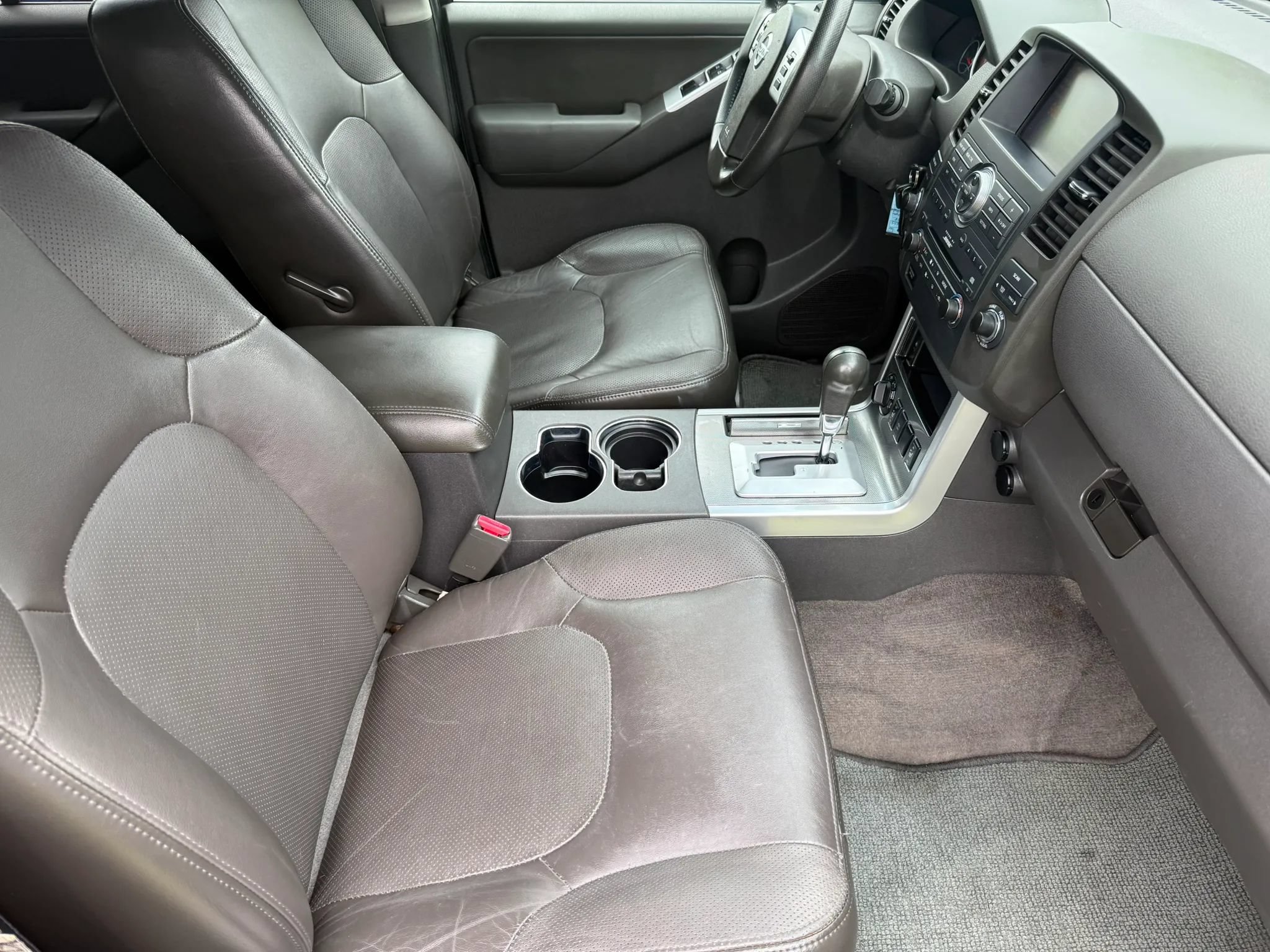 Used 2008 Nissan Pathfinder SE w/ Leather Pkg AWD/4WD image 14