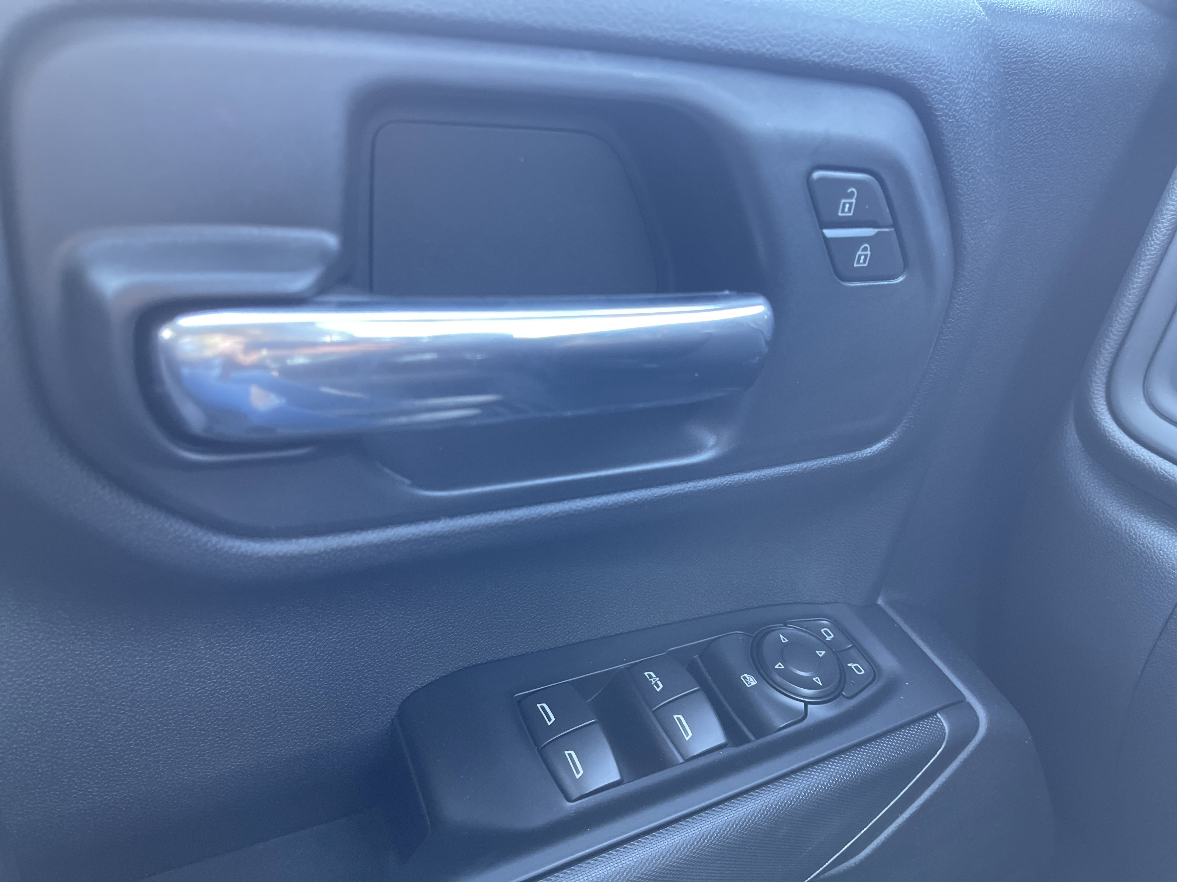 New 2026 Chevrolet Silverado 1500 Custom w/ Turbomax Blackout Package image 23