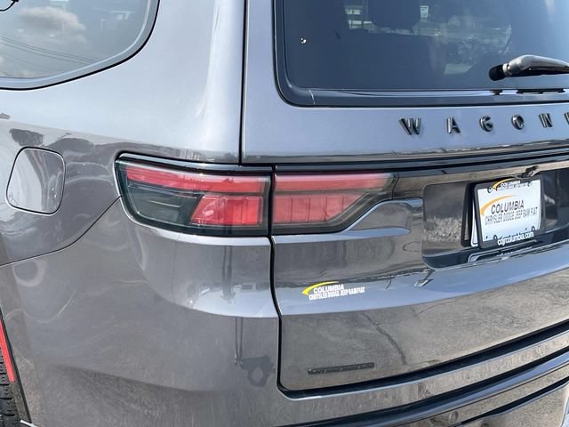 Used 2023 Jeep Wagoneer Series II AWD/4WD image 11