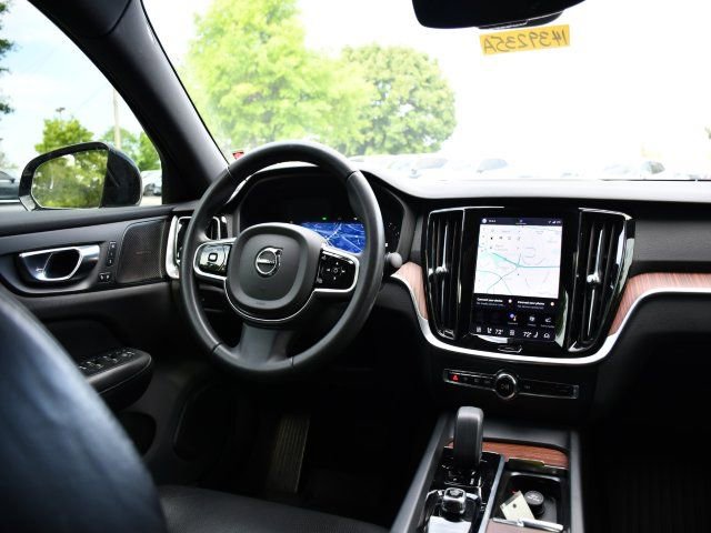Used 2023 Volvo S60 B5 Plus w/ Climate Package AWD/4WD image 19