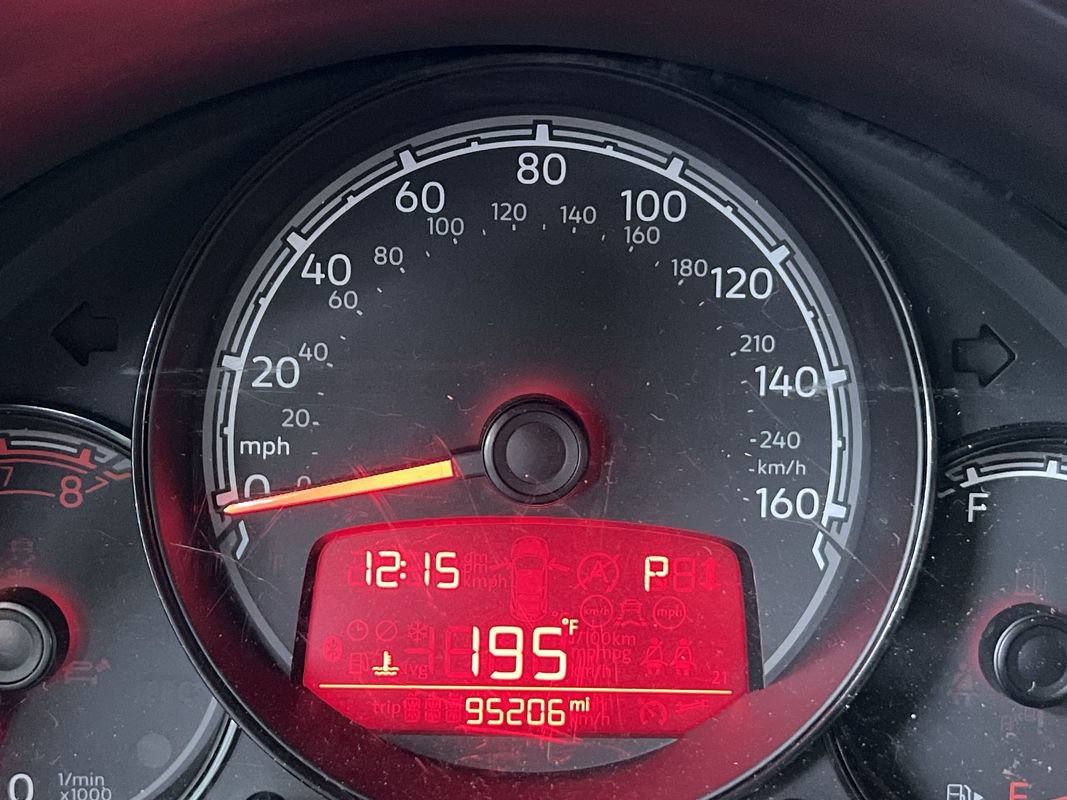 Used 2017 Volkswagen Beetle 1.8T Classic FWD image 18