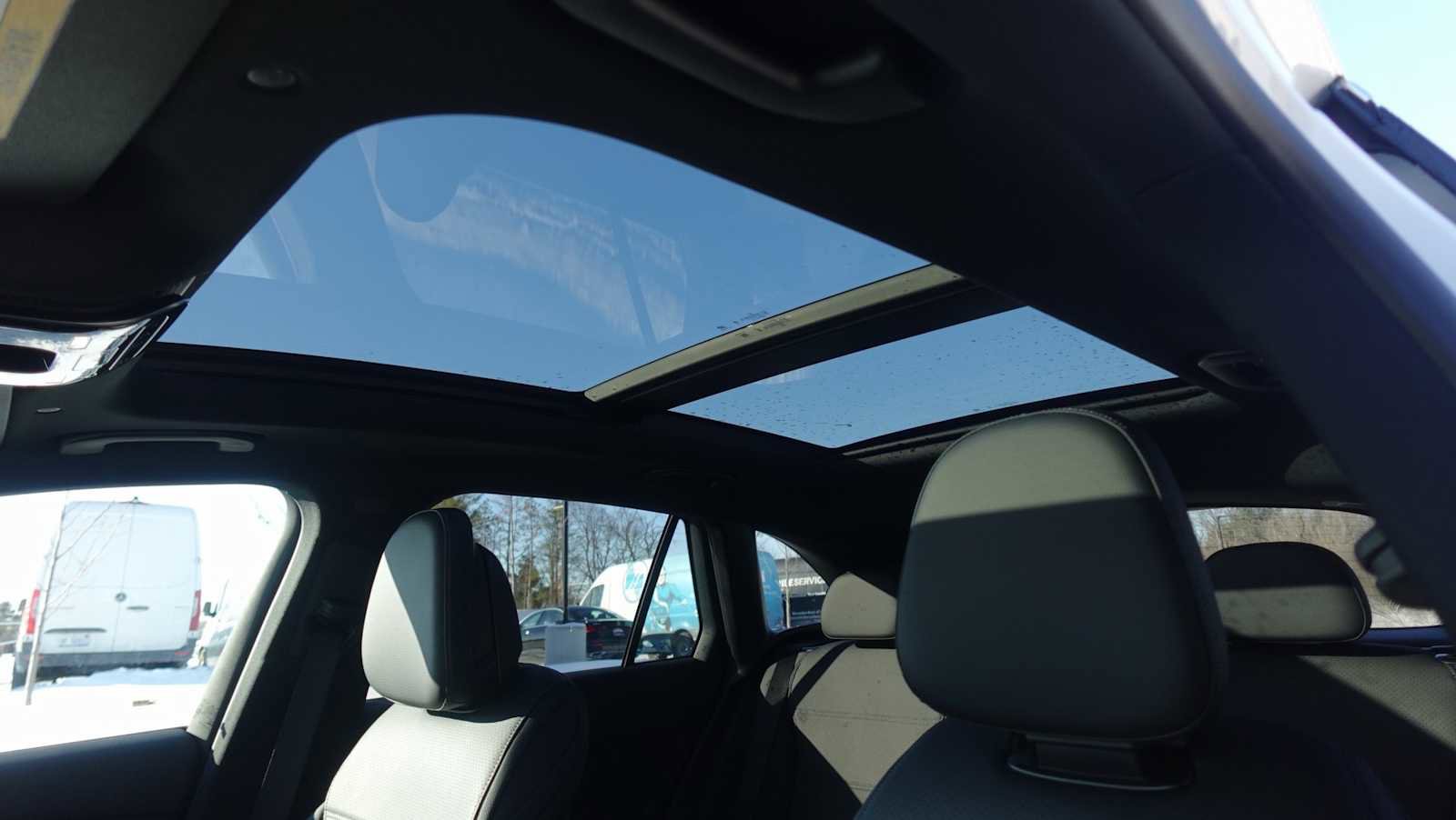 Used 2026 Mercedes-Benz GLC 300 4MATIC image 41