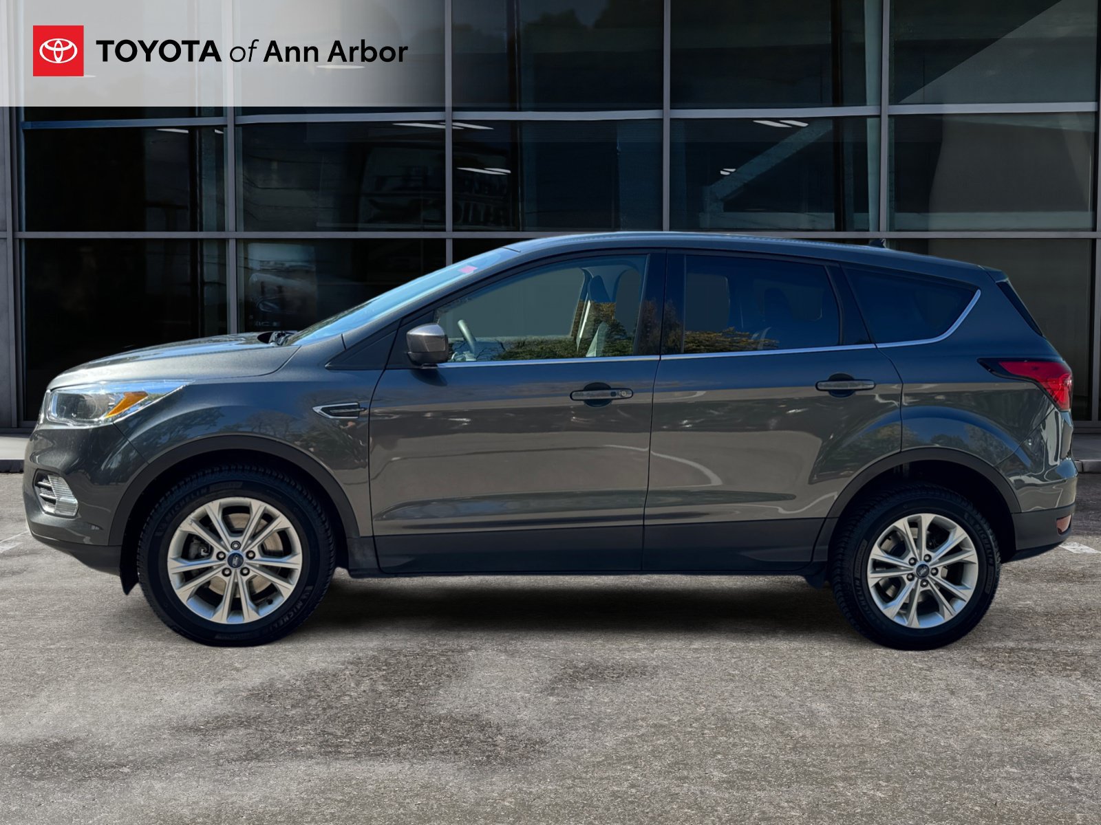 Used 2019 Ford Escape SE AWD/4WD image 9