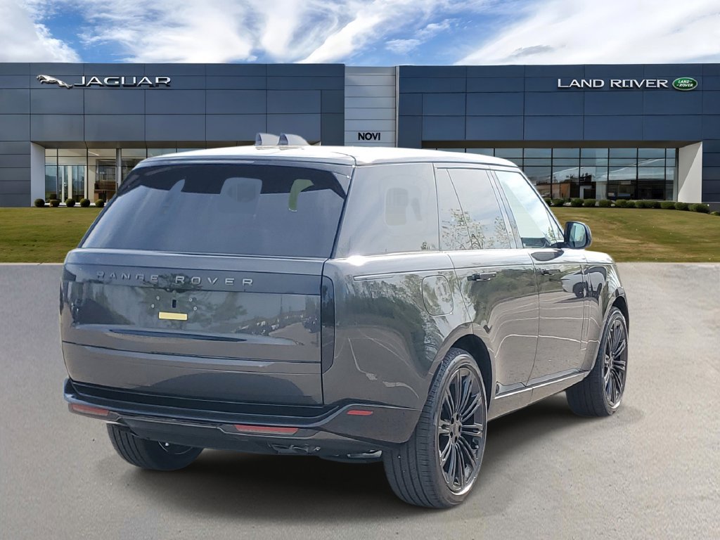 New 2026 Land Rover Range Rover SE AWD/4WD image 3