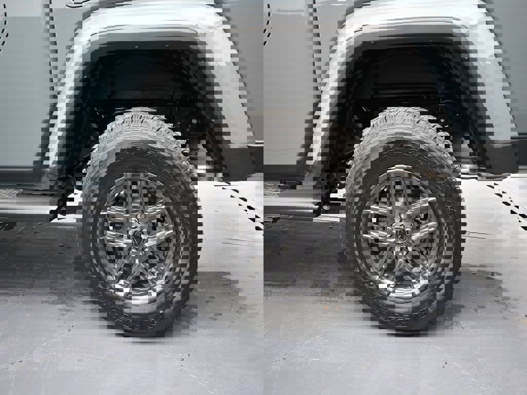 New 2026 Jeep Gladiator Sport image 10