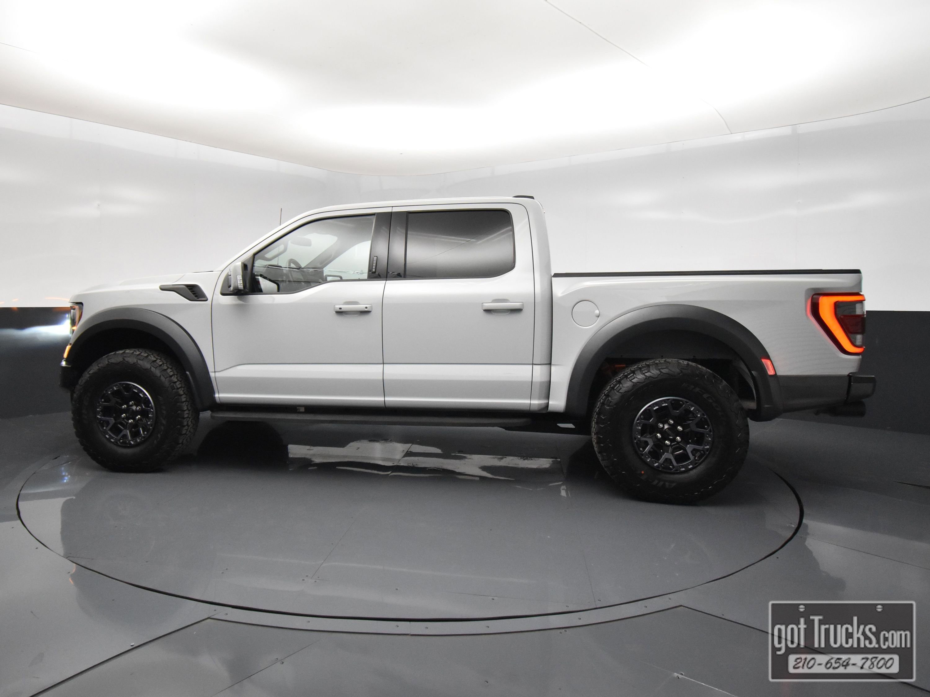 Used 2023 Ford F150 Raptor AWD/4WD image 3