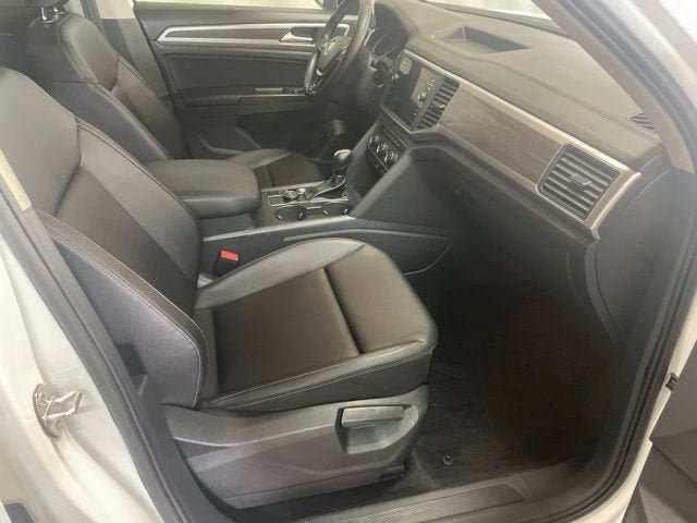 Used 2018 Volkswagen Atlas SE AWD/4WD image 4