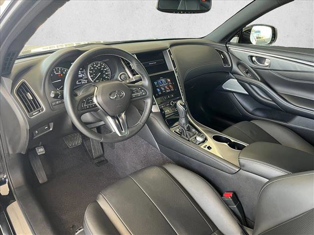 Used 2022 INFINITI Q60 3.0t Luxe w/ Cargo Package RWD image 9
