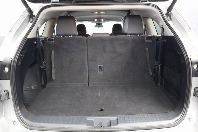 Used 2024 Toyota Highlander LE image 26