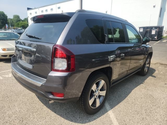 Used 2017 Jeep Compass High Altitude AWD/4WD image 9