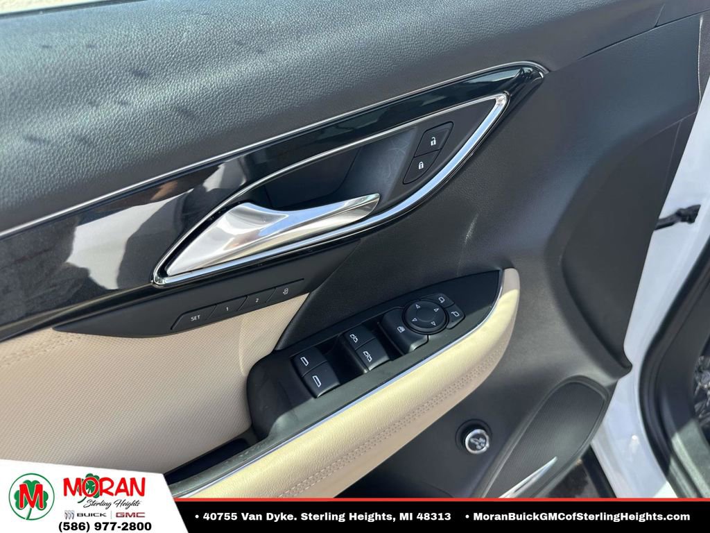 Used 2024 Buick Envision Preferred AWD/4WD image 17