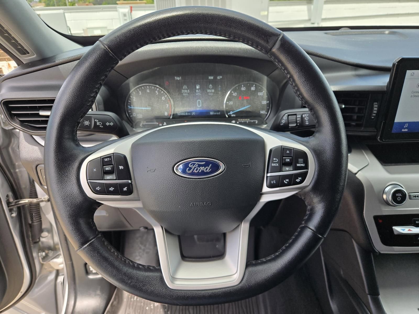 Used 2021 Ford Explorer XLT RWD image 17
