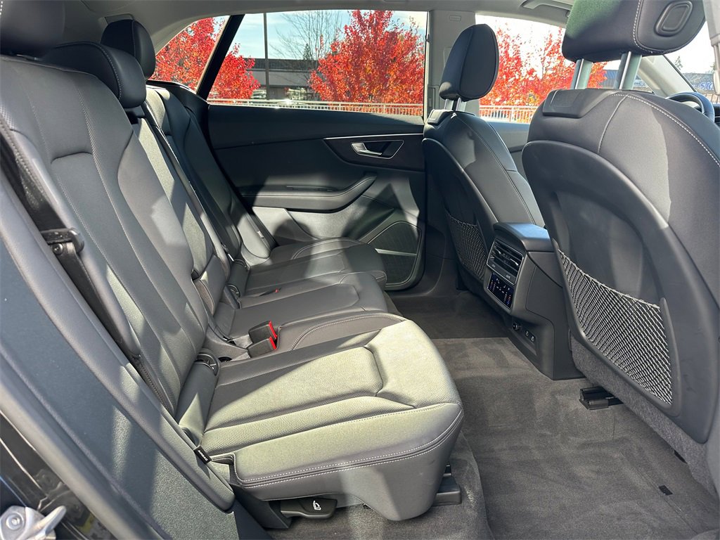 Used 2023 Audi Q8 Premium Plus w/ Premium Plus Package image 12