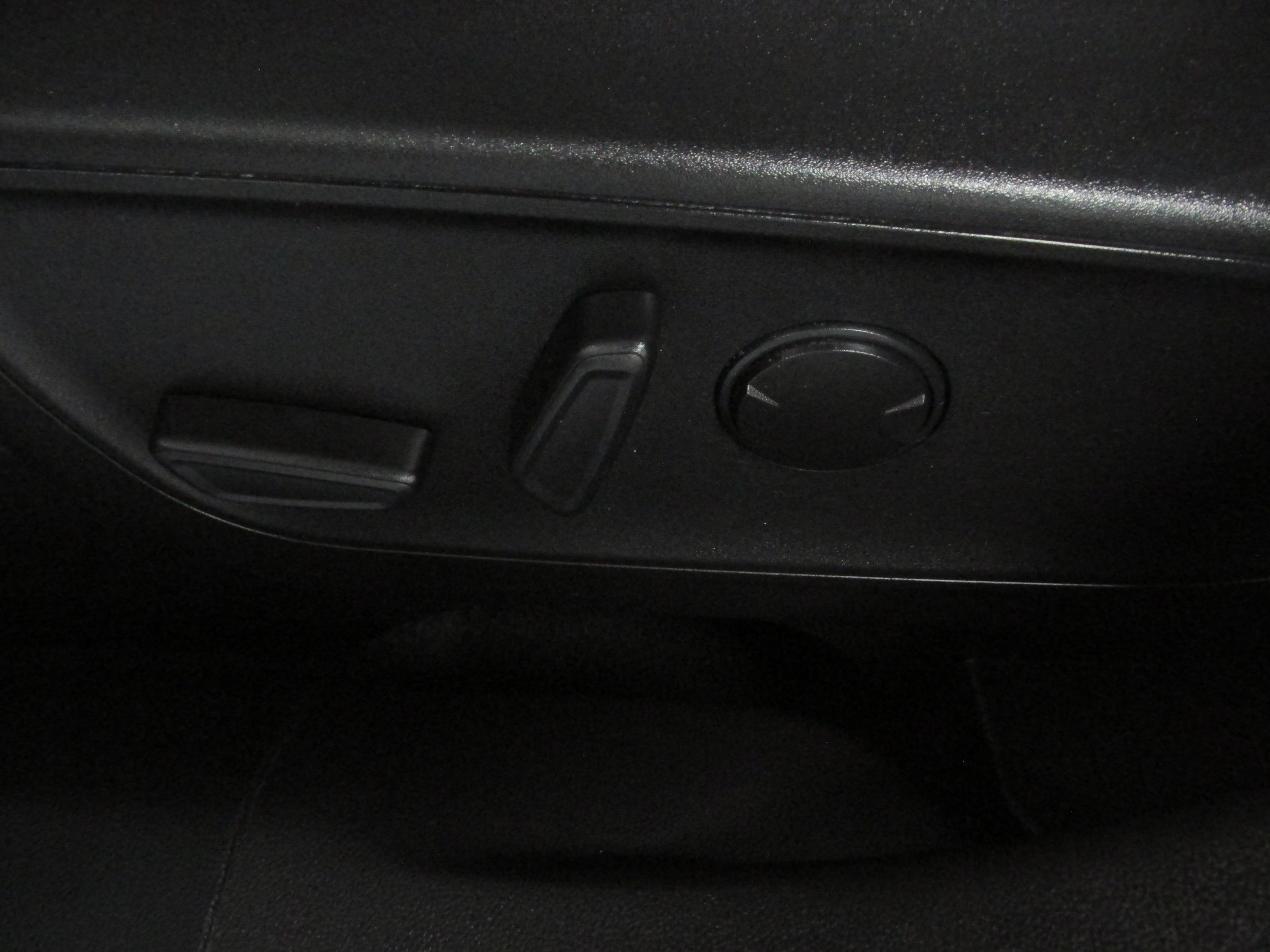 Used 2023 Ford Escape ST-Line w/ Tech Pack #1 AWD/4WD image 28