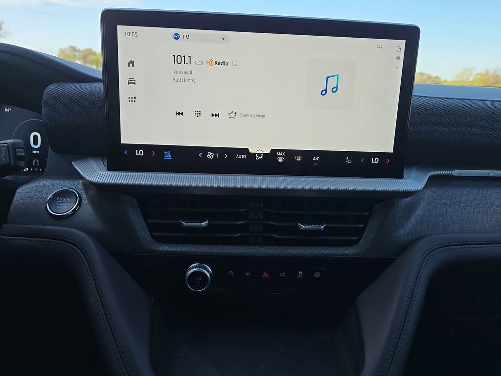 New 2026 Ford Explorer Platinum image 28