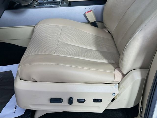 Used 2015 Ford Expedition EL Limited w/ Equipment Group 301A image 19