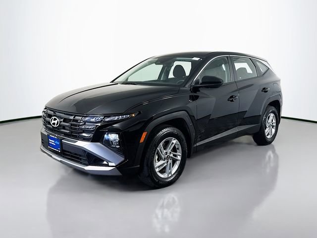 Certified 2026 Hyundai Tucson SE AWD/4WD image 2