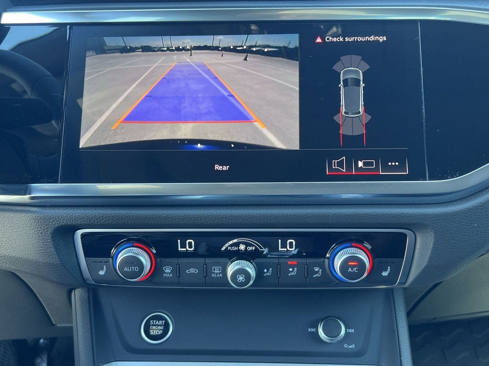 New 2025 Audi Q3 2.0T Premium image 25