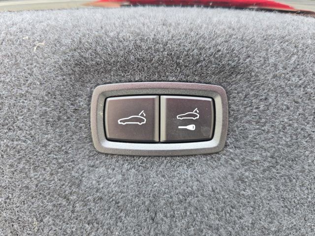 Used 2022 Audi RS e-tron GT image 18