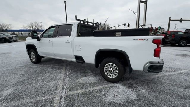 Used 2021 Chevrolet Silverado 2500 LT w/ Convenience Package image 6