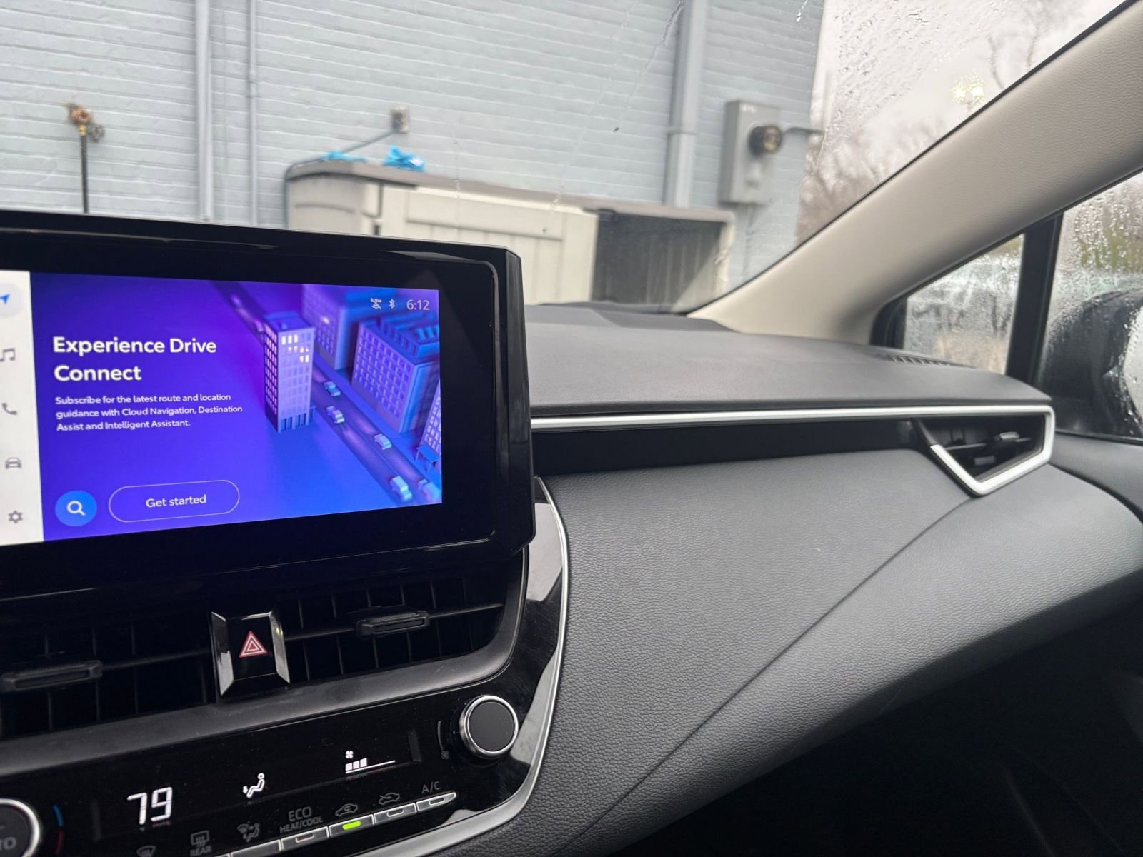 Used 2025 Toyota Corolla LE image 33