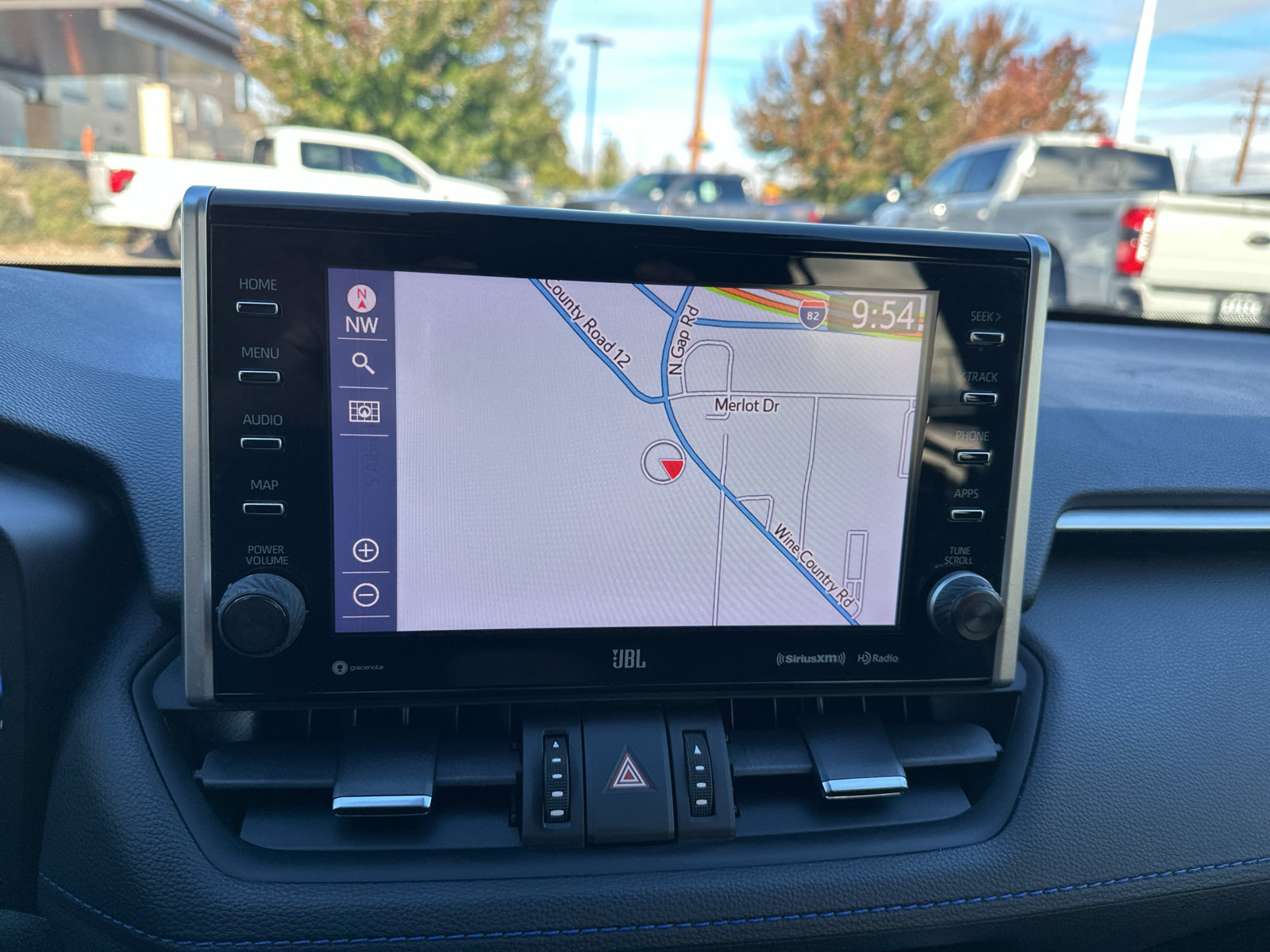 Used 2022 Toyota RAV4 XSE AWD/4WD image 28