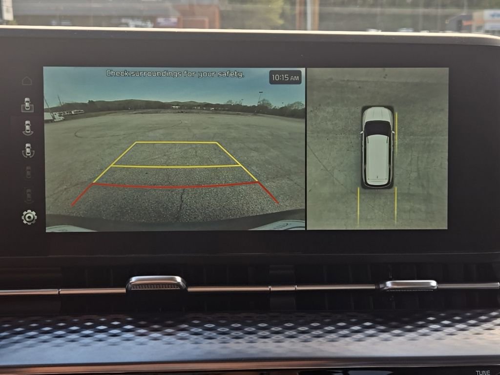 Used 2024 Kia Carnival SX Prestige image 7