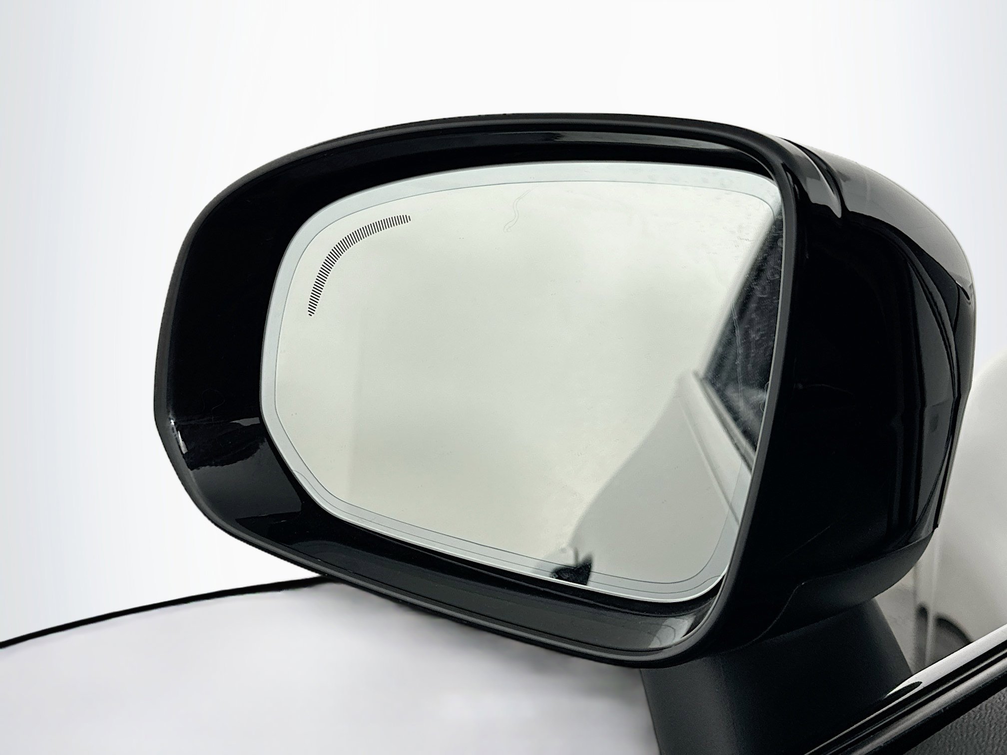 Used 2025 Volvo XC60 B5 Core image 16