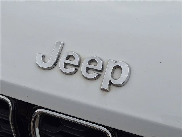 Used 2023 Jeep Grand Cherokee L Limited w/ Luxury Tech Group II AWD/4WD image 10