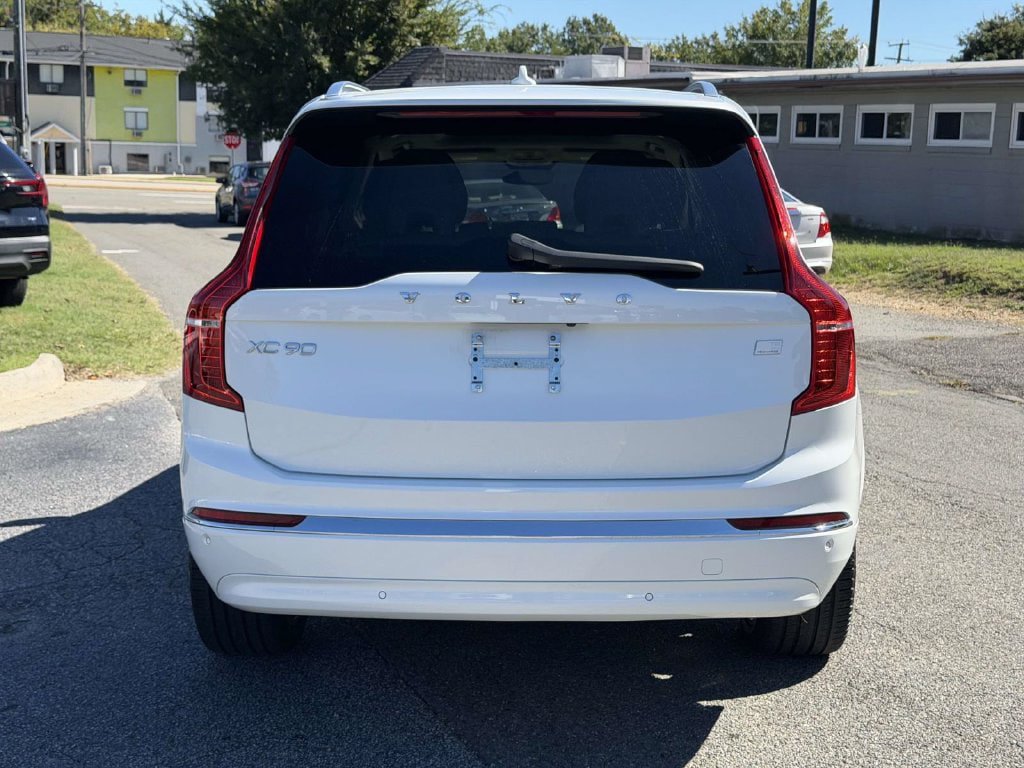 Used 2024 Volvo XC90 T8 Plus w/ Protection Package Premier AWD/4WD image 21
