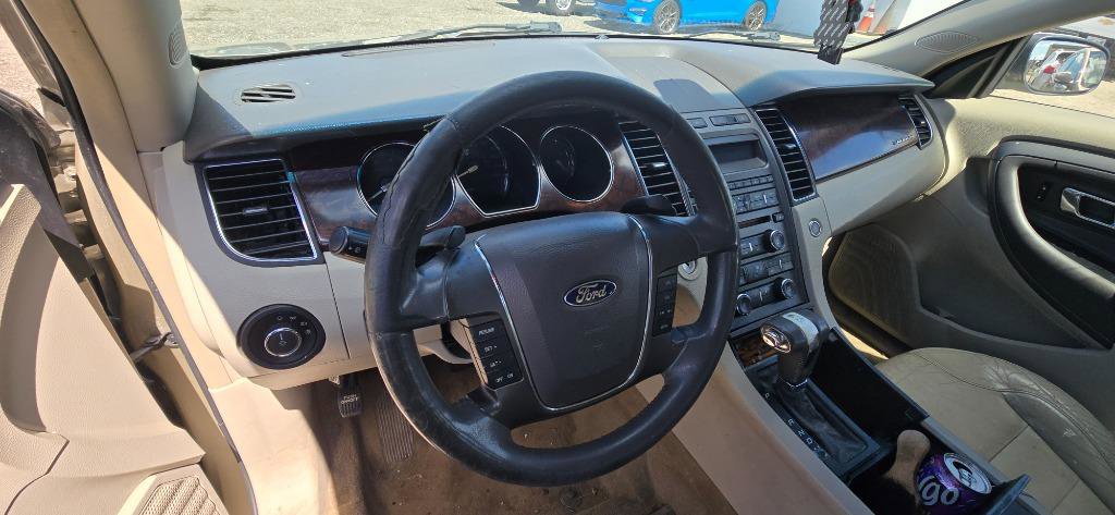 Used 2012 Ford Taurus SEL image 13