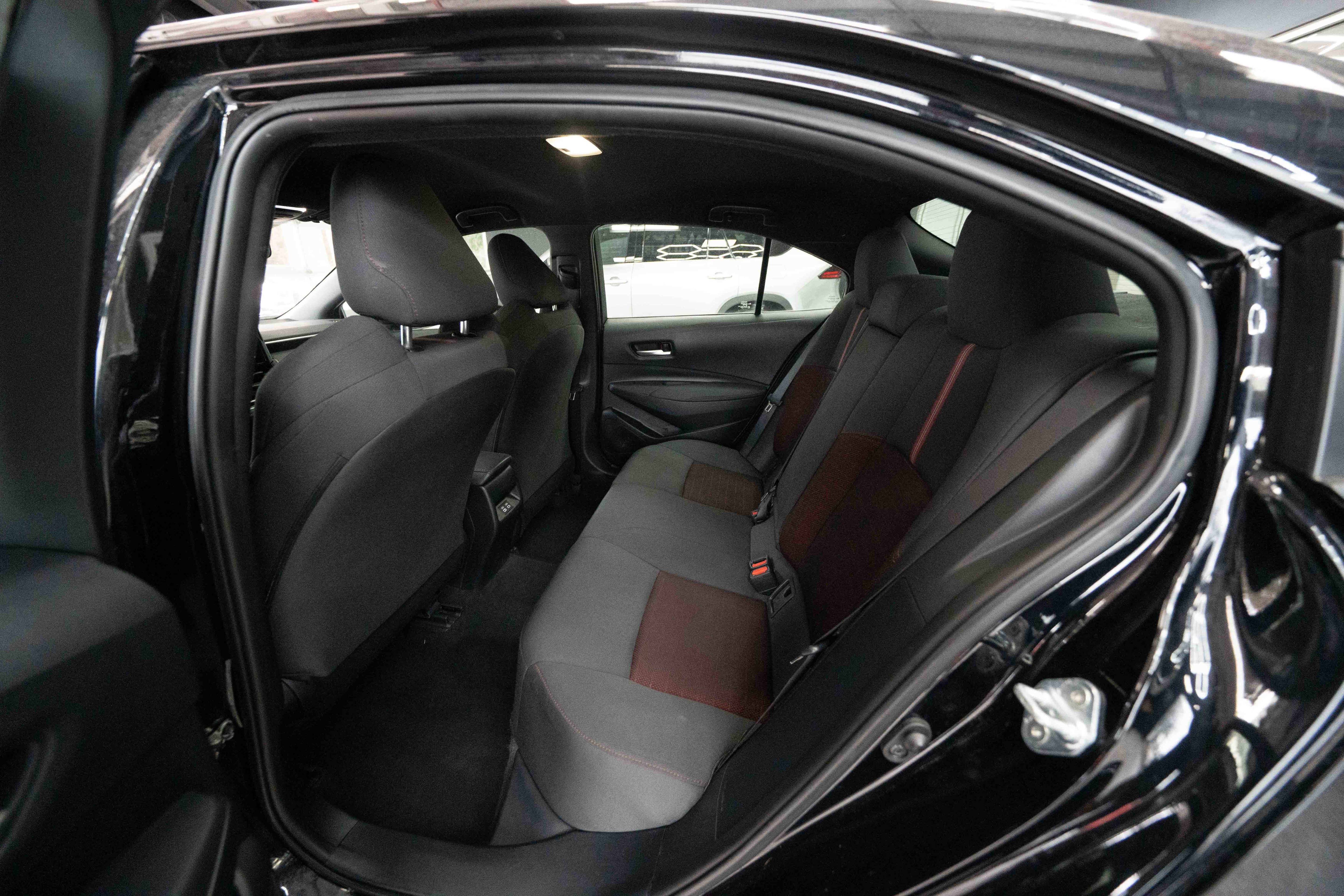 Used 2024 Toyota Corolla SE image 23