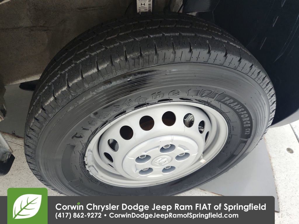Used 2025 RAM ProMaster 2500 w/ Convenience Group FWD image 34