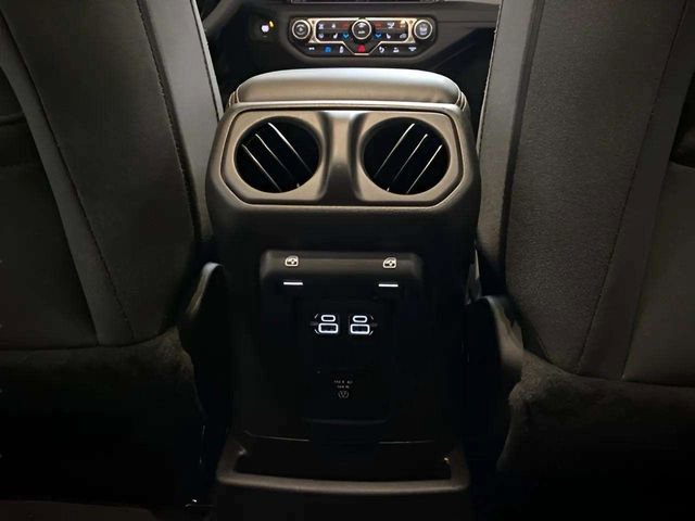 Used 2025 Jeep Wrangler Unlimited Sahara w/ Safety Group image 76