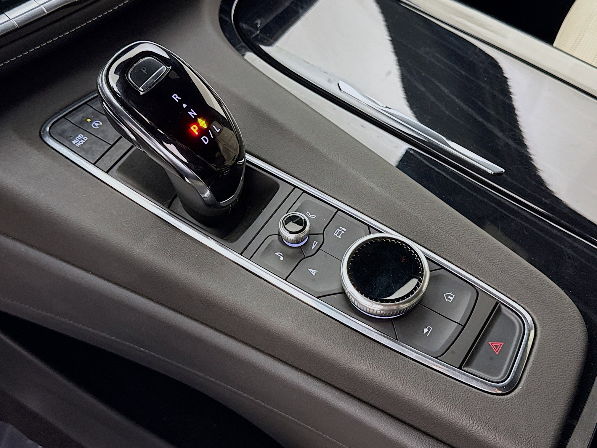 Used 2023 Cadillac Escalade Sport w/ Touring Package image 17