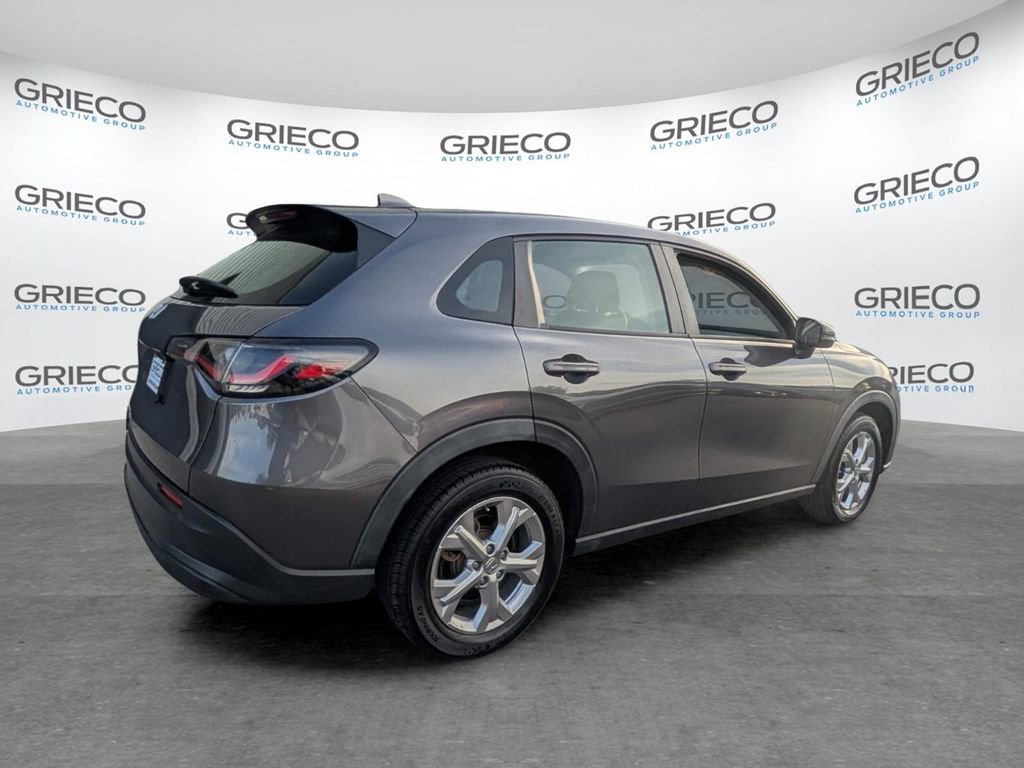 Used 2023 Honda HR-V LX image 7